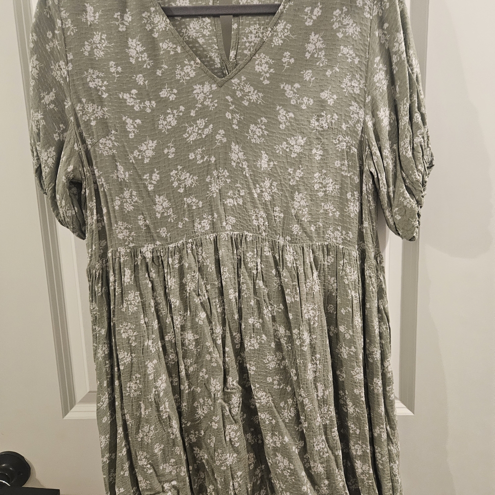 Floral Bohme V-Neck Dress